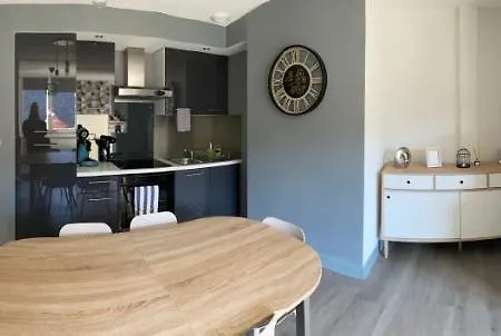 Avec Un T3 Un T2 Et Un En Centre D * ארגלס-גזוסט