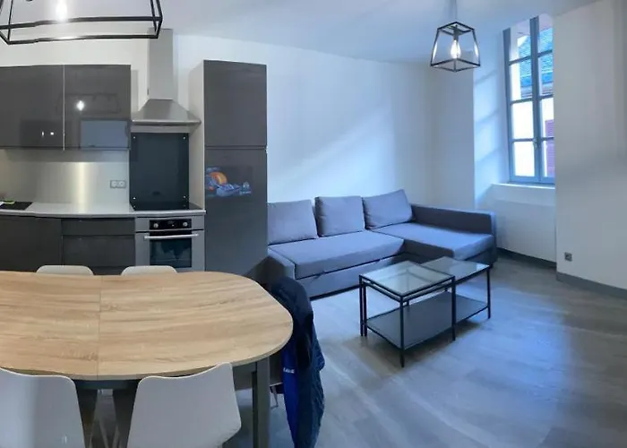 Avec Un T3 Un T2 Et Un En Centre D Apartamento