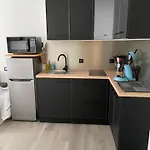 Résidence Avec Un T3 Un T2 Et Un En Centre D Apartamento *